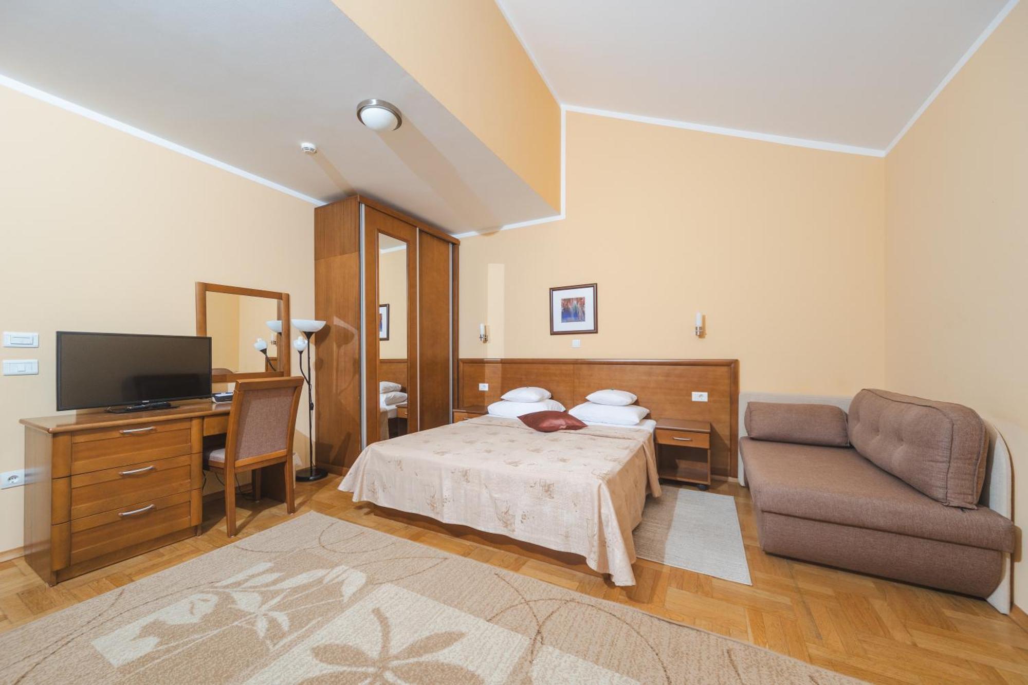 Hotel Stella Di Mare Budva Exterior photo